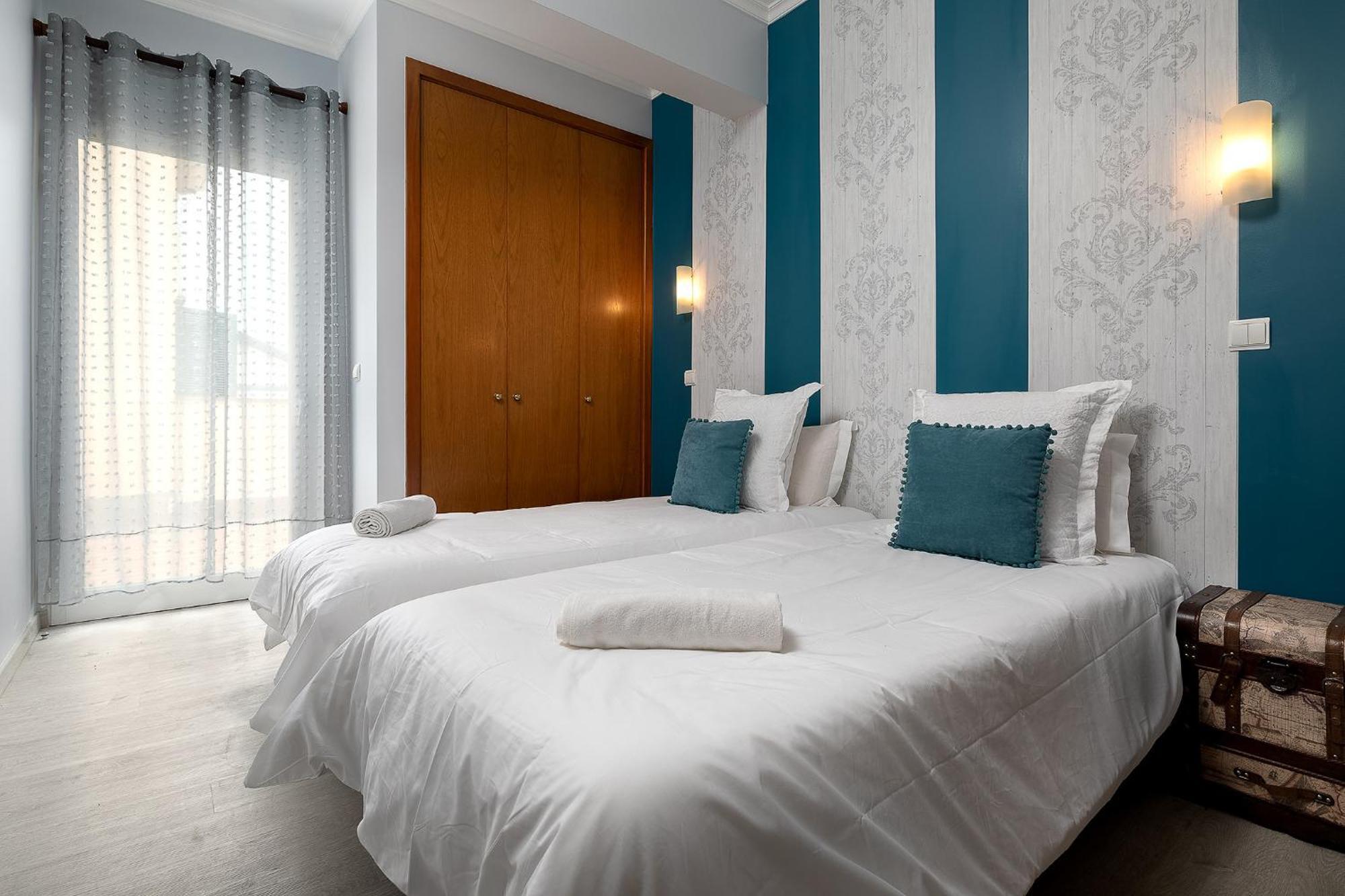 Perola Views Inn By Madeira Sun Travel ปอร์โต โมนิซ ภายนอก รูปภาพ