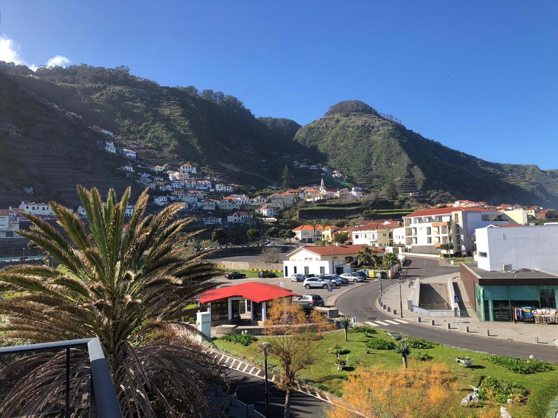Perola Views Inn By Madeira Sun Travel ปอร์โต โมนิซ ภายนอก รูปภาพ